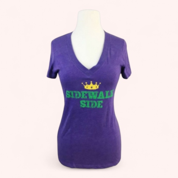 Fleurty Girl Purple Sidewalk Side New Orleans Mardi Gras Tee Shirt Shirt Size M - Picture 6 of 6